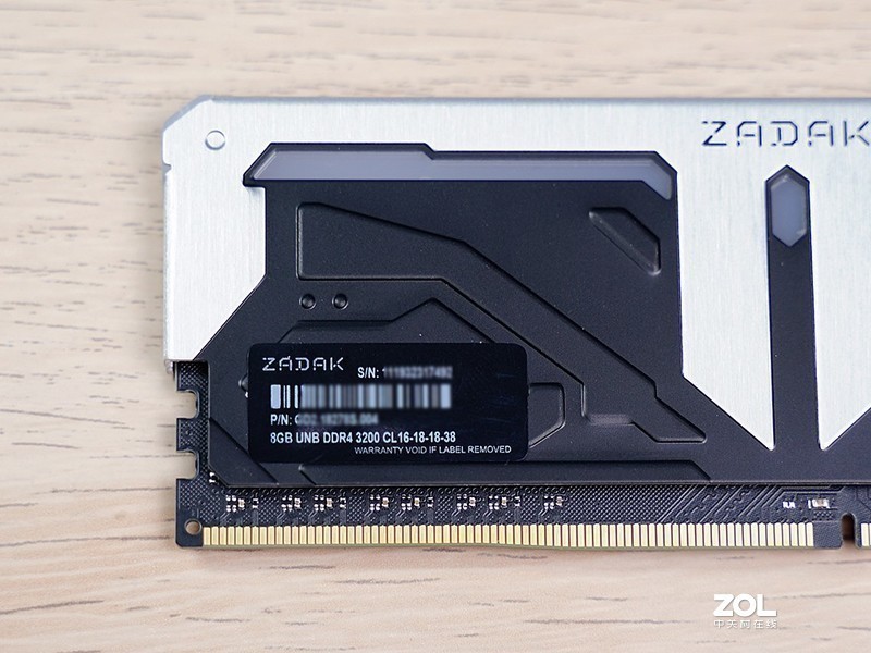 响应号召宅在家！分体水冷、RGB和信仰，这台PC主机全都有，终于可以好好玩游戏了！