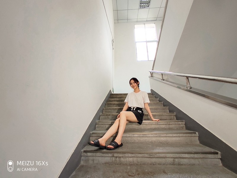 手感第二好的魅族16Xs 令我大开眼界