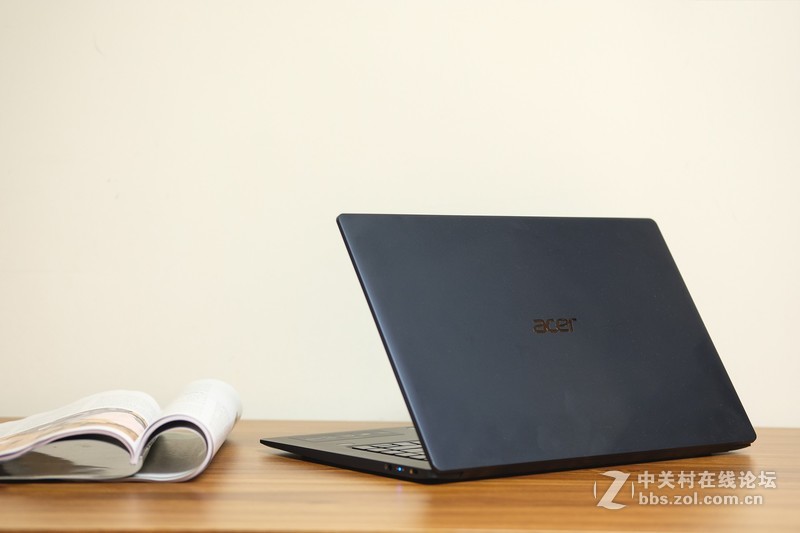 一场特立独行的时尚新体验：与宏碁蜂鸟Swift 5触控本的一觞一咏