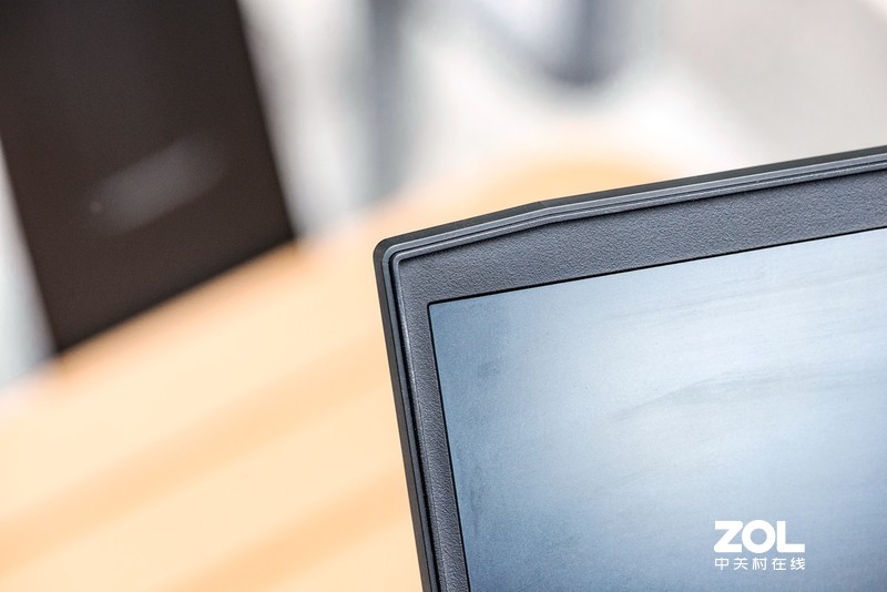 电竞屏、窄边框、光线追踪，能圈女粉丝的暗影精灵5游戏本