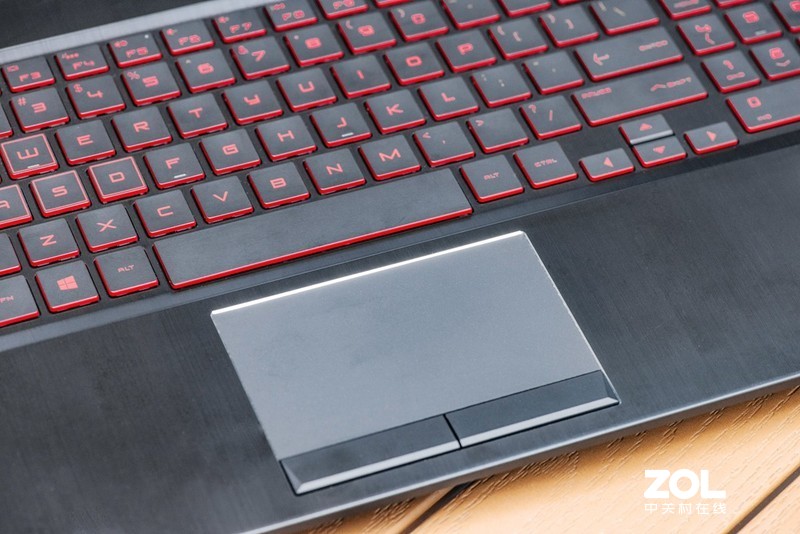 电竞屏、窄边框、光线追踪，能圈女粉丝的暗影精灵5游戏本