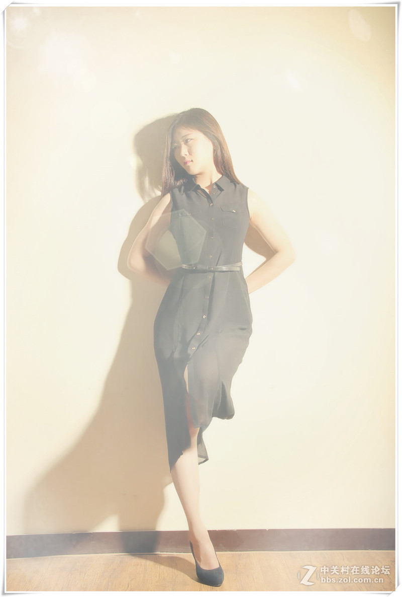 好久没发帖子了，自学人像拍摄，望老师们指点，不懂打光。