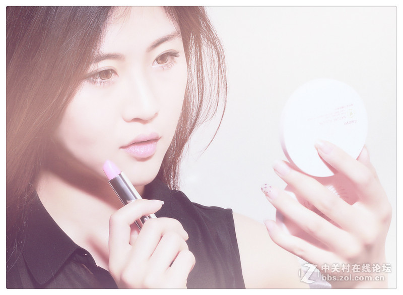 好久没发帖子了，自学人像拍摄，望老师们指点，不懂打光。