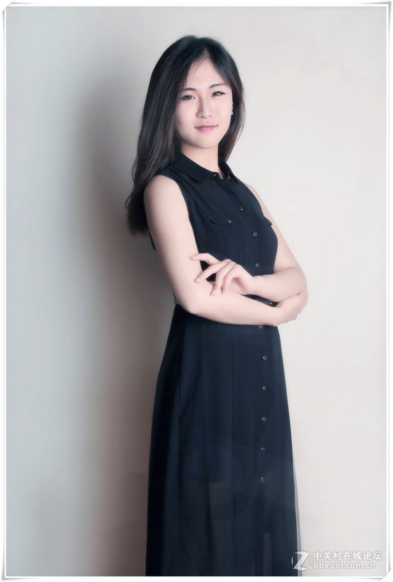 好久没发帖子了，自学人像拍摄，望老师们指点，不懂打光。