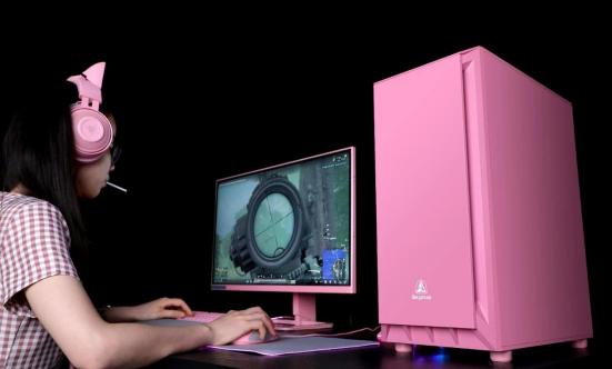 520妹子装了一台粉色主机向男朋友求婚：我又一次相信该死的爱情