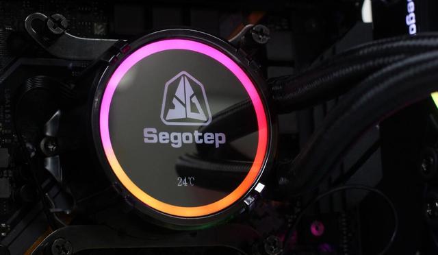 520妹子装了一台粉色主机向男朋友求婚：我又一次相信该死的爱情