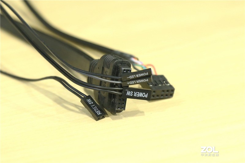 【理线教程】装机用全模组电源 如何理出漂亮背线？