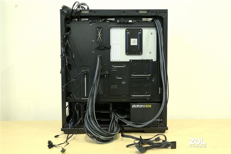 【理线教程】装机用全模组电源 如何理出漂亮背线？