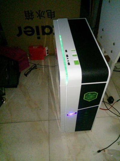 满满的新科技，入手了GAMEMAX碳60活性炭机箱