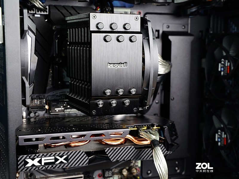 反光污染！无光主机搞测试：千元级新军RX590GME比对RX580