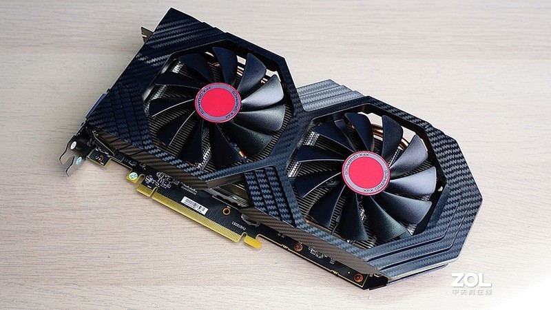 反光污染！无光主机搞测试：千元级新军RX590GME比对RX580