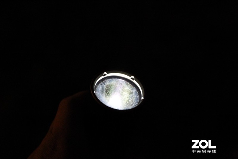 黑夜中，我用它寻找光明——奈特科尔EC4S体验