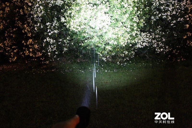 黑夜中，我用它寻找光明——奈特科尔EC4S体验