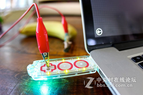这根数据线能让所有物品变成鼠标