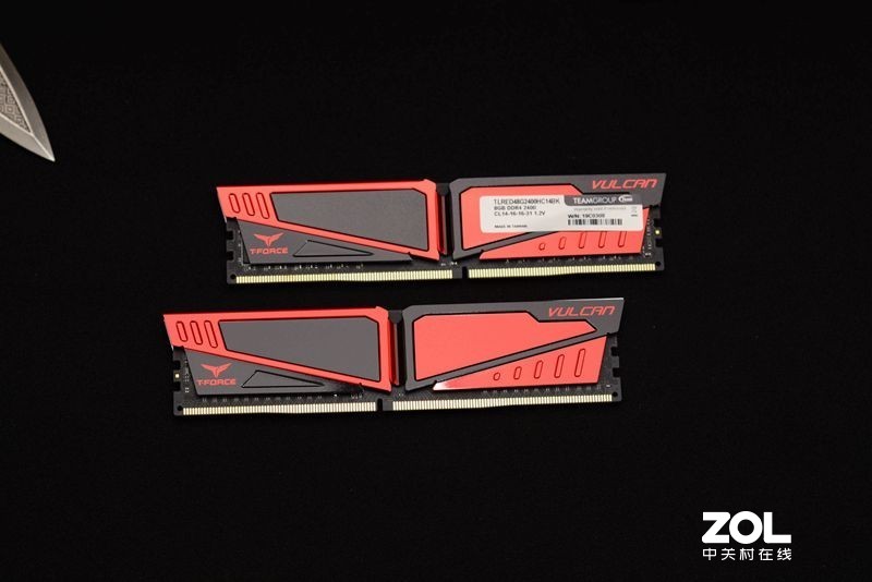 抄底最佳时机？内存硬盘价格跳水、AMD清仓，时隔6年终于换新平台