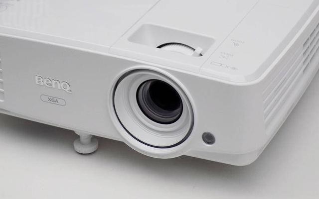 无网也能无线投影，开会无需带电脑-智能商务投影机E500体验