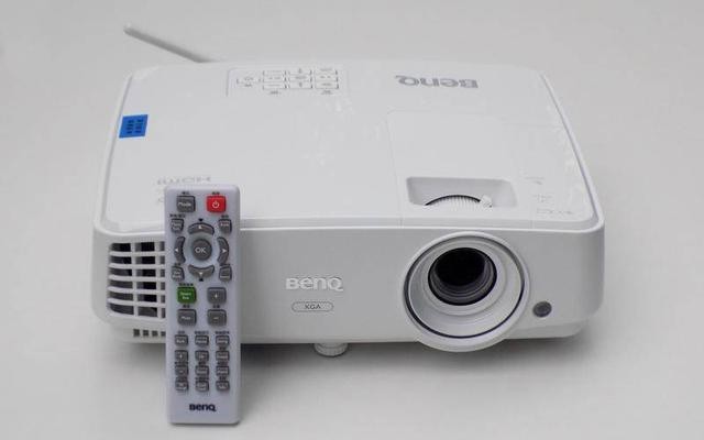 无网也能无线投影，开会无需带电脑-智能商务投影机E500体验