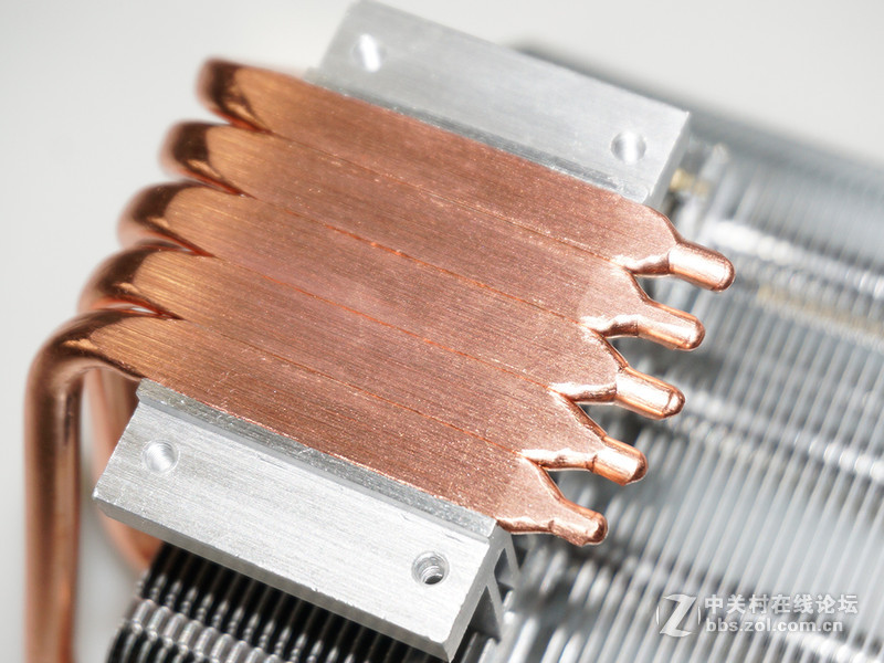 酷冷至尊Geminii S524 v2 评测：下压战侧吹