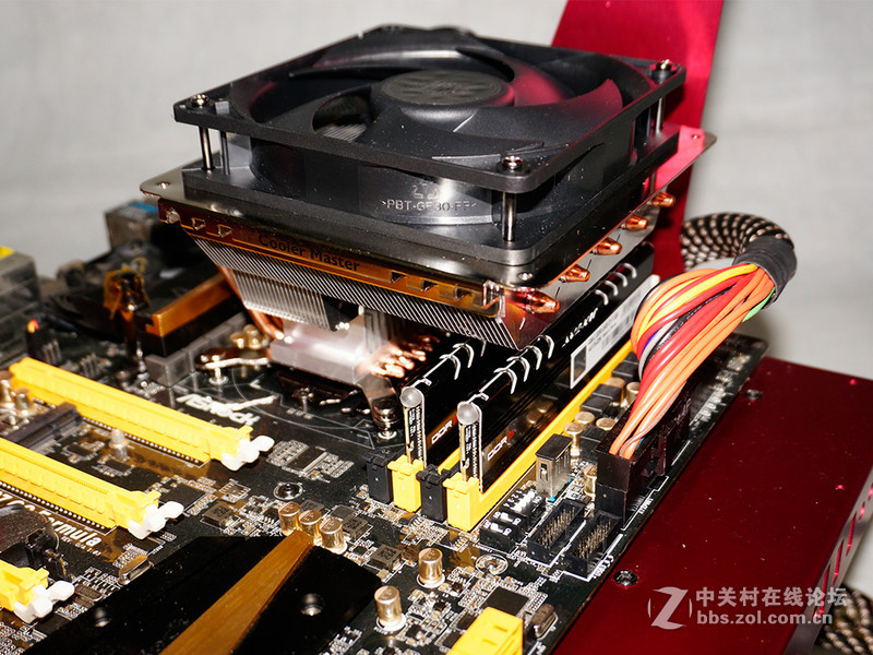 酷冷至尊Geminii S524 v2 评测：下压战侧吹