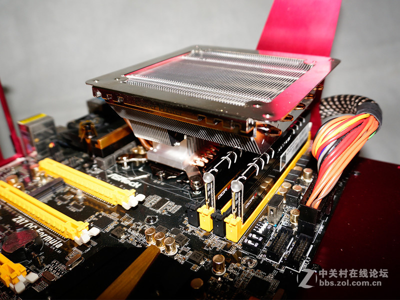 酷冷至尊Geminii S524 v2 评测：下压战侧吹