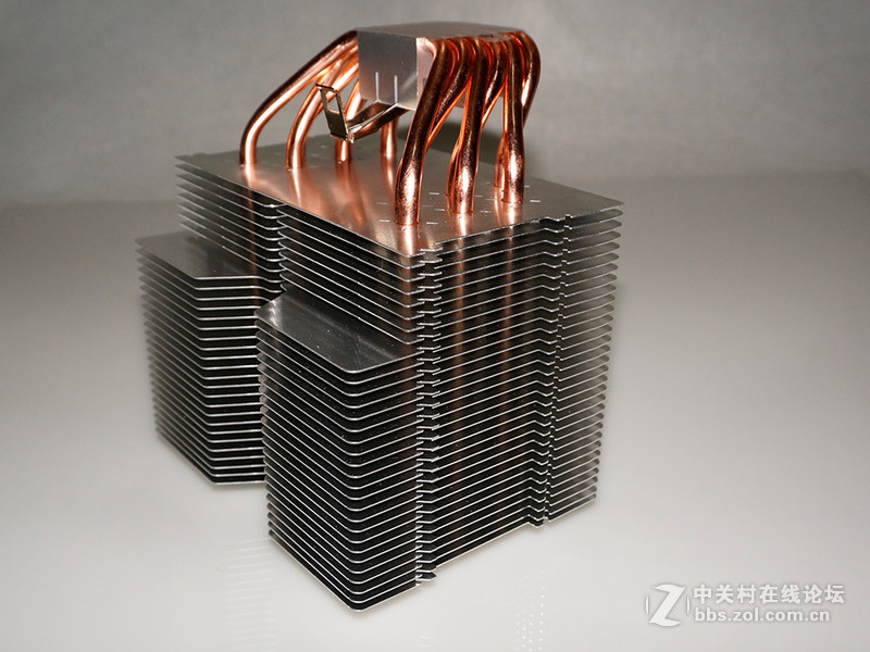 酷冷至尊Geminii S524 v2 评测：下压战侧吹