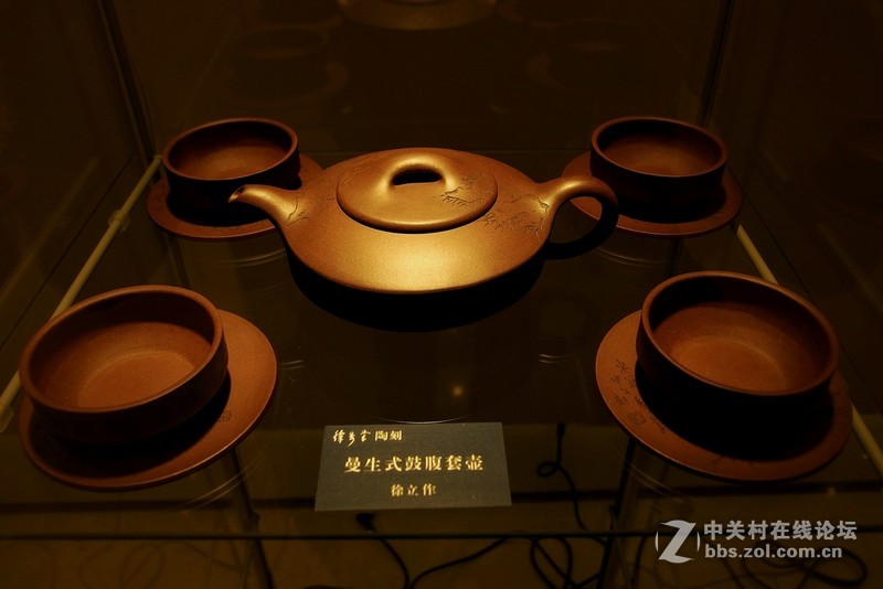 布展抽空拍了几件徐秀棠紫砂作品