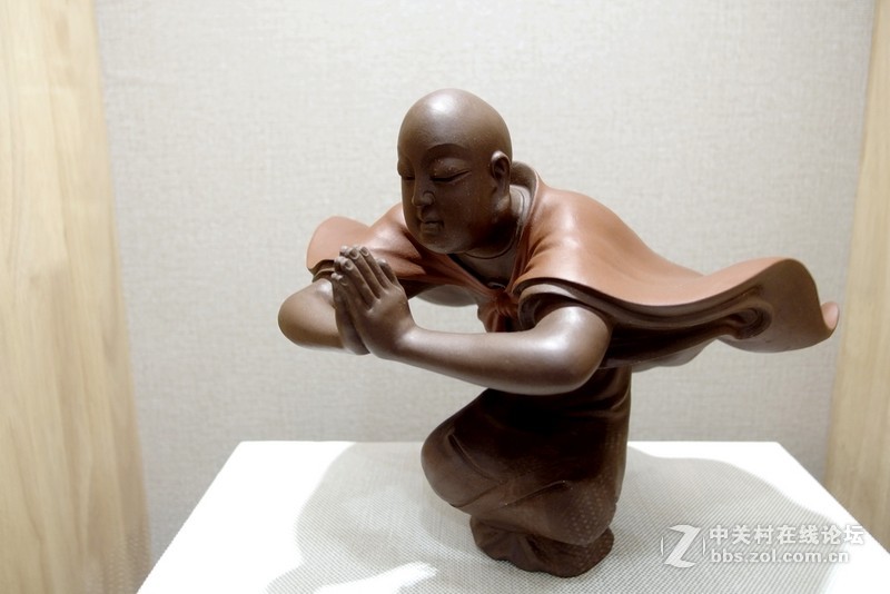 布展抽空拍了几件徐秀棠紫砂作品