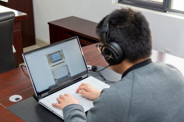 堪比旗舰台式机的性能怪兽，外星人Alienware Area-51m体验如何？