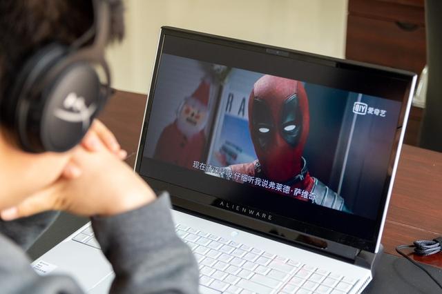 堪比旗舰台式机的性能怪兽，外星人Alienware Area-51m体验如何？