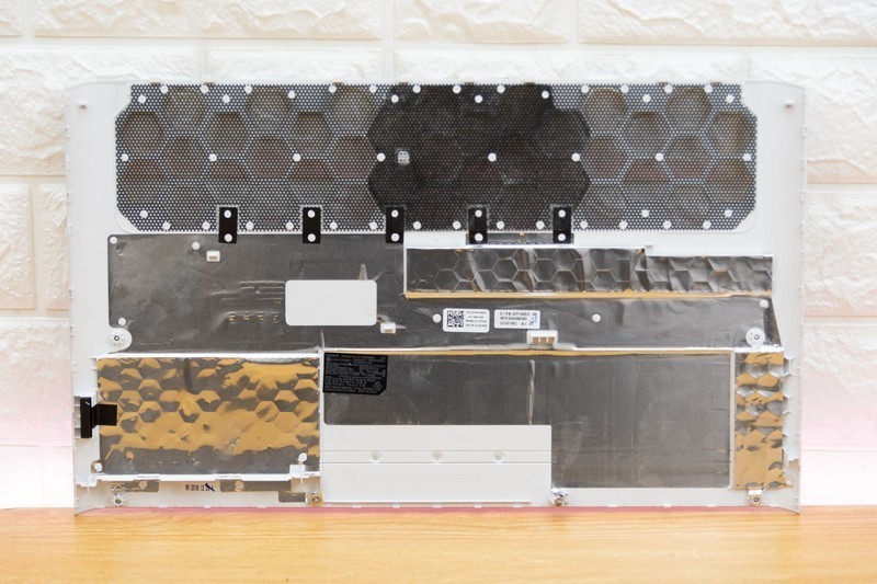 堪比旗舰台式机的性能怪兽，外星人Alienware Area-51m体验如何？