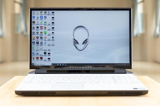 堪比旗舰台式机的性能怪兽，外星人Alienware Area-51m体验如何？