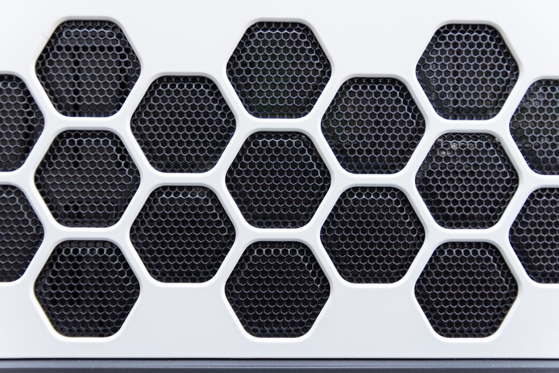 堪比旗舰台式机的性能怪兽，外星人Alienware Area-51m体验如何？