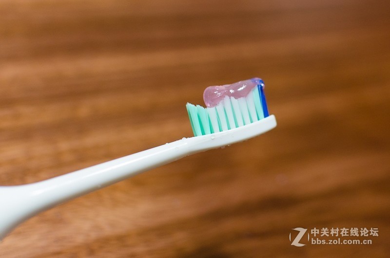 无极调速，适合全年龄段的颜师声波电动牙刷体验