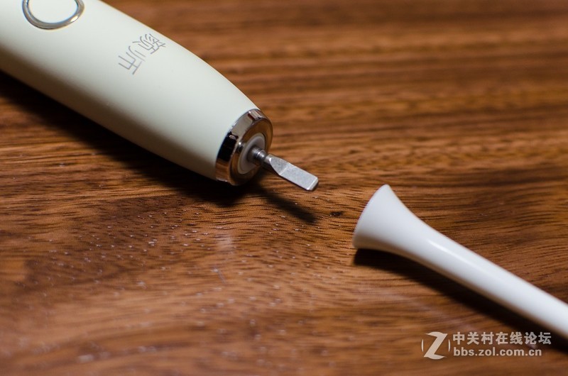 无极调速，适合全年龄段的颜师声波电动牙刷体验