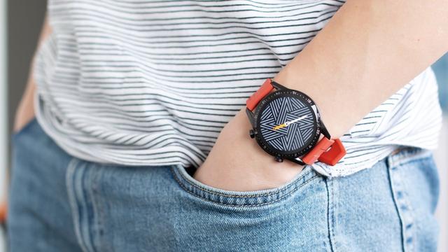 华为Watch GT2与Garmin Fenix6该如何选择？全方位对比了解答案