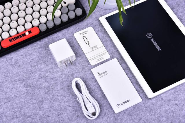 酷比魔方X，让ipad mini和kindle都要汗颜的国产平板开箱篇