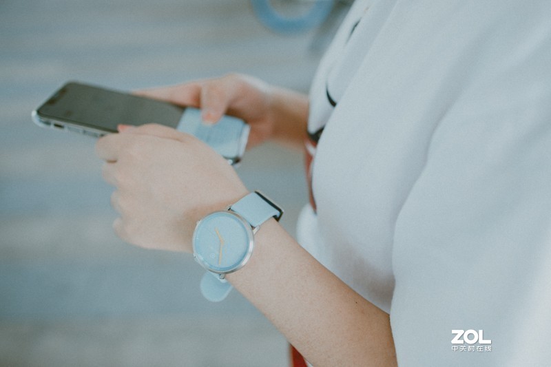 七夕潮爆朋友圈！简评牛丁NOERDEN LIFE2智能手表