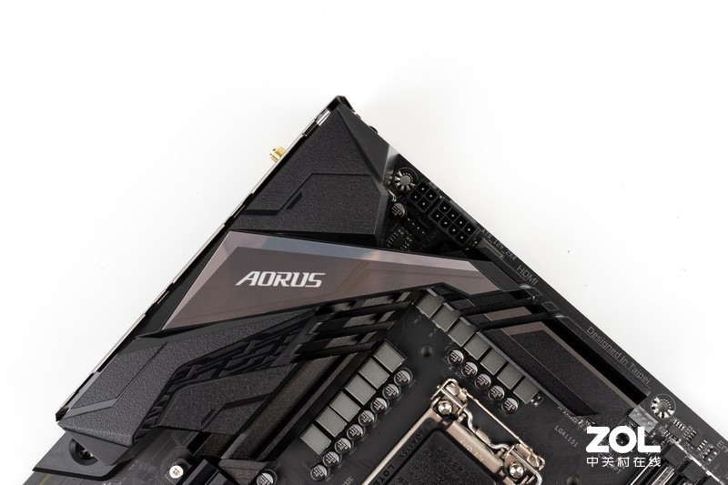 618剁手节晒战果技嘉AORUS Z390+96K の摸雕簪OC小记