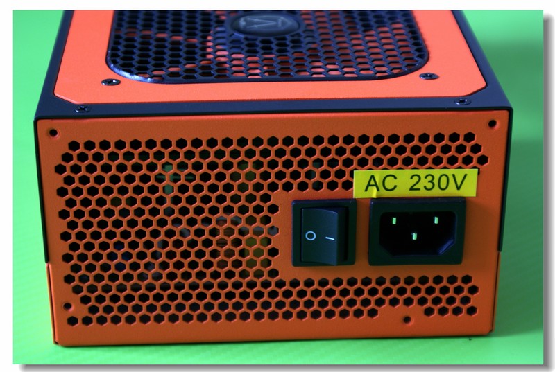 #好电源好心脏#爱国者黑暗骑士G1——入门澎湃动力源(1)