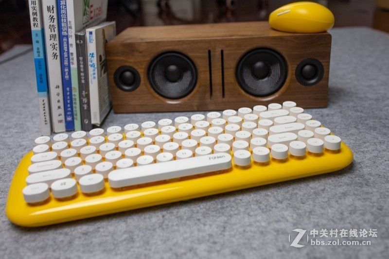 钢铁直男退散，它只属于萌妹子！上手体验富勒MK910无线键鼠套装