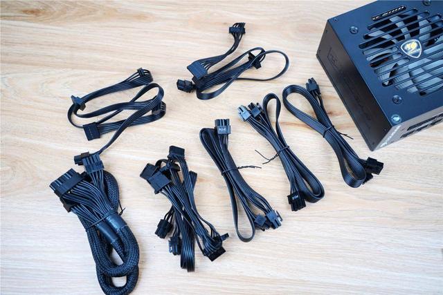 智能温控，安静无忧，骨伽 GEX650你装机的最佳小伙伴