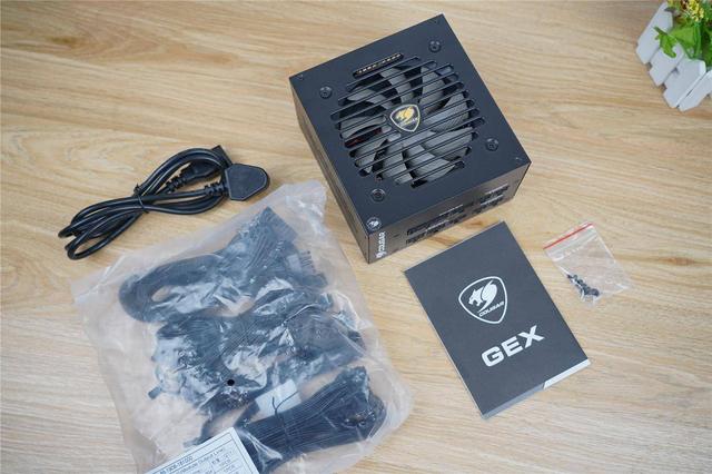 智能温控，安静无忧，骨伽 GEX650你装机的最佳小伙伴