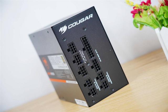 智能温控，安静无忧，骨伽 GEX650你装机的最佳小伙伴