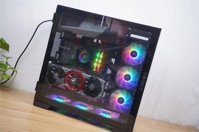 智能温控，安静无忧，骨伽 GEX650你装机的最佳小伙伴