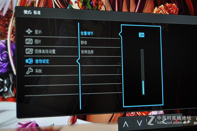 【DIY】入手明基不闪屏GW2760HS，搭配立人“壁挂”小机箱
