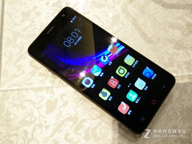 #国民良品发布会# 小辣椒9真机图赏，够不够辣？（有妹子）