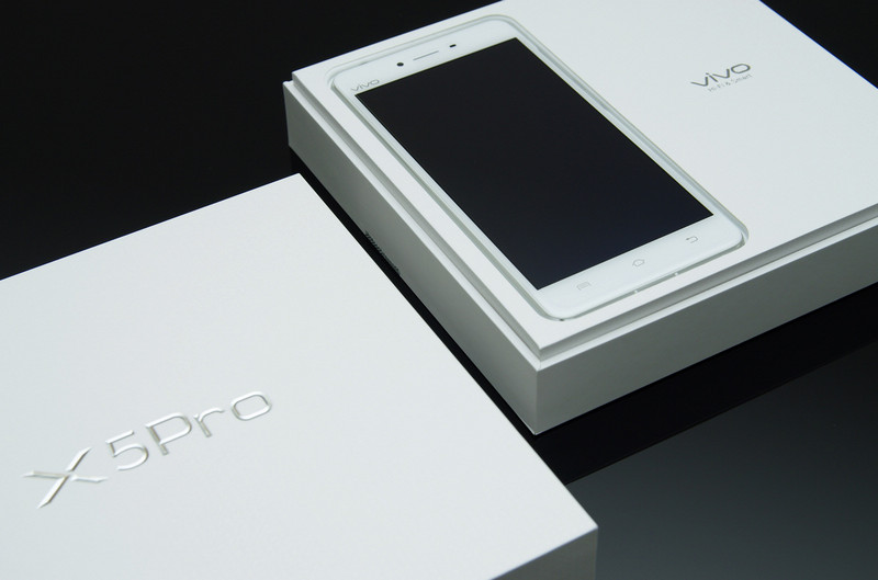 #乐无止镜X5Pro，最美的春季出行# ①温润细腻 手品之美——邂逅vivo X5Pro