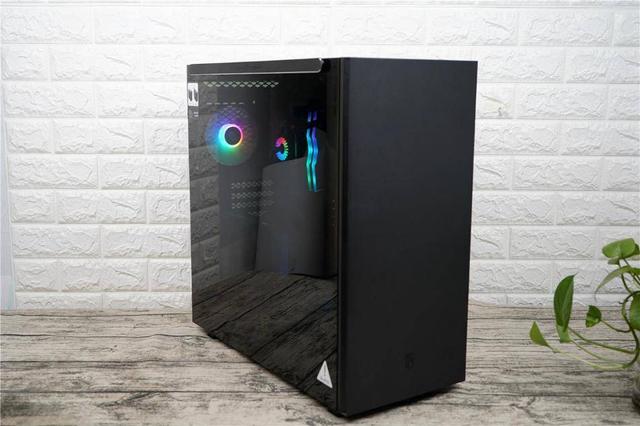 来自魔方世界的清爽，售价599元，这个夏天值得你拥有