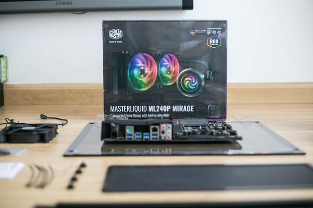 看得见的“芯”动——酷冷至尊 冰神P240开箱