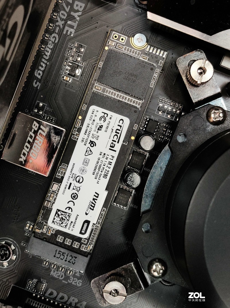 五年质保英睿达1TB评测：M.2固态却拥有PCle超快速度！